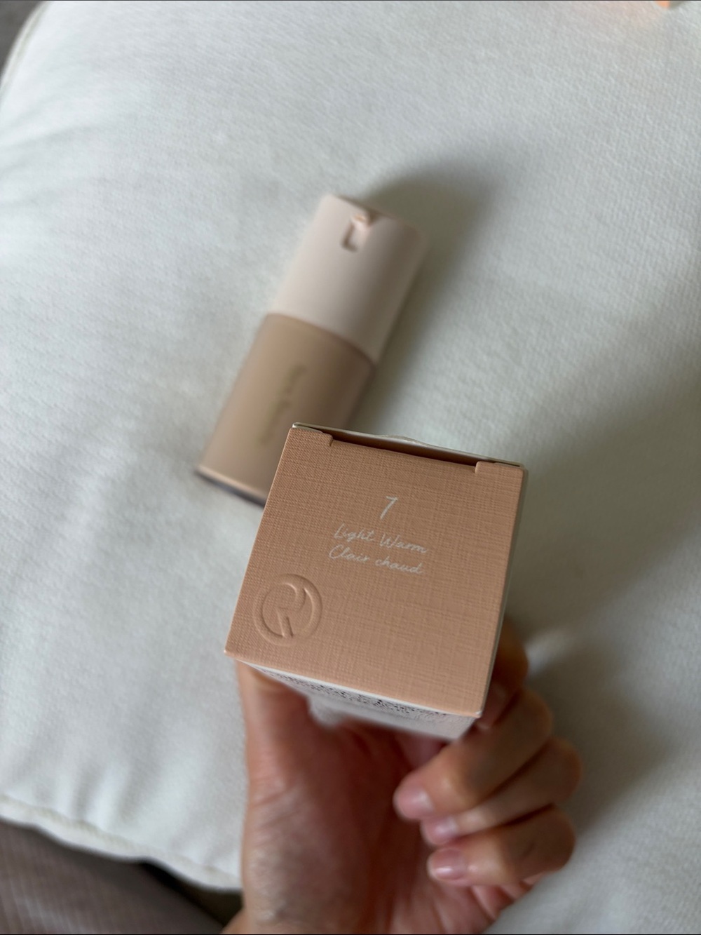 Rare Beauty True to Myself Foundation - 7 light warm - Picture 4 of 5
